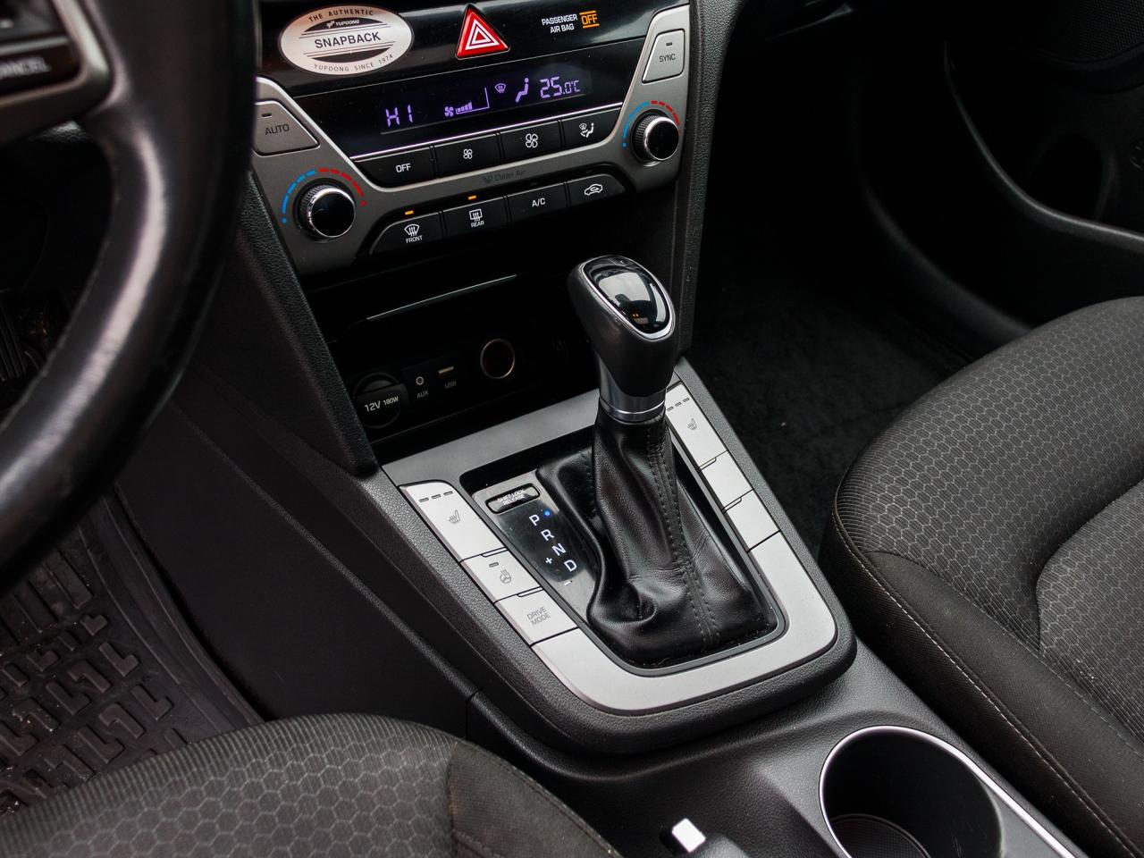 2017 Hyundai Elantra GLS | CLEAN TITLE | Photo