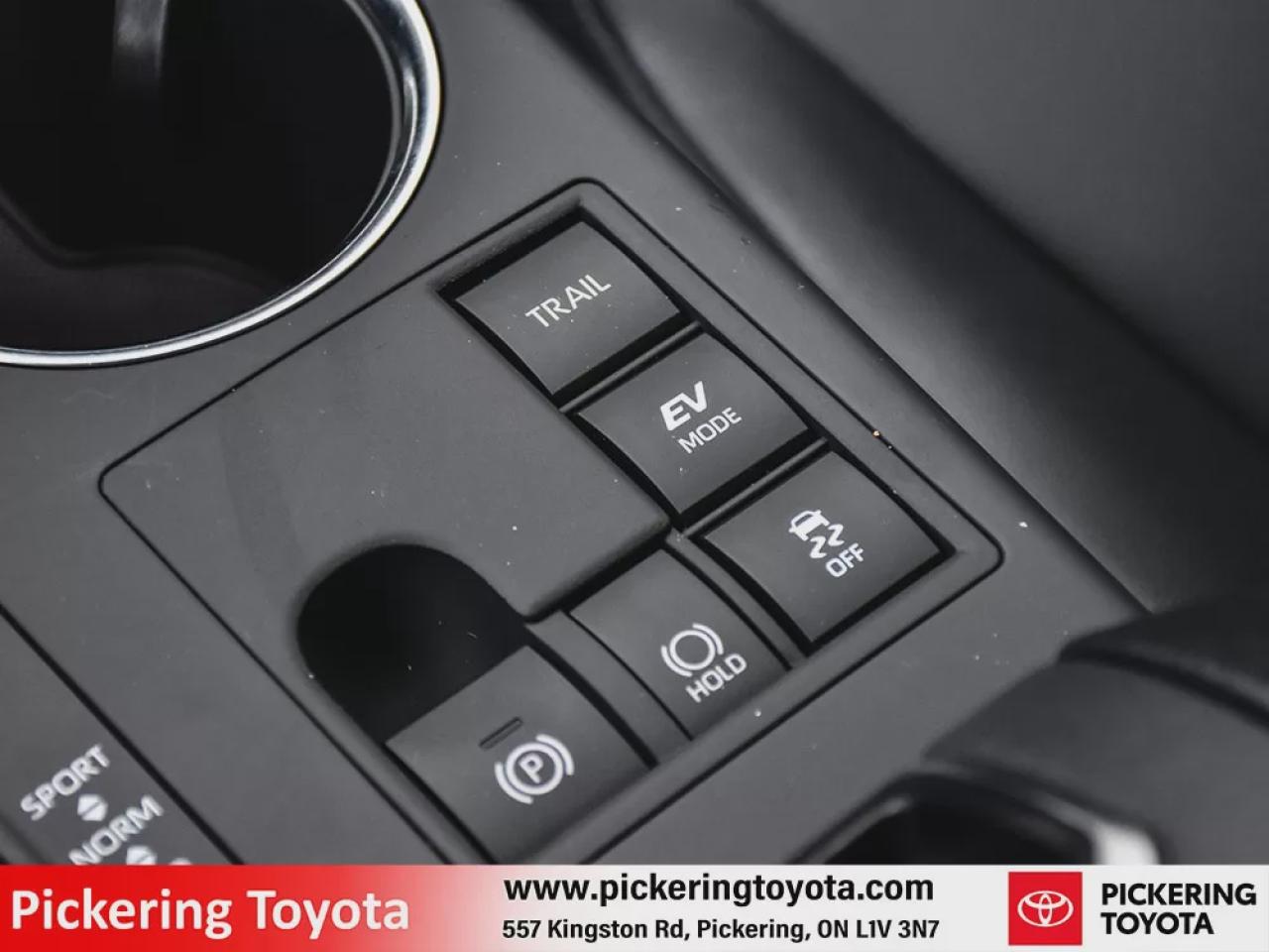 2025 Toyota Highlander HYBRID XLE Photo