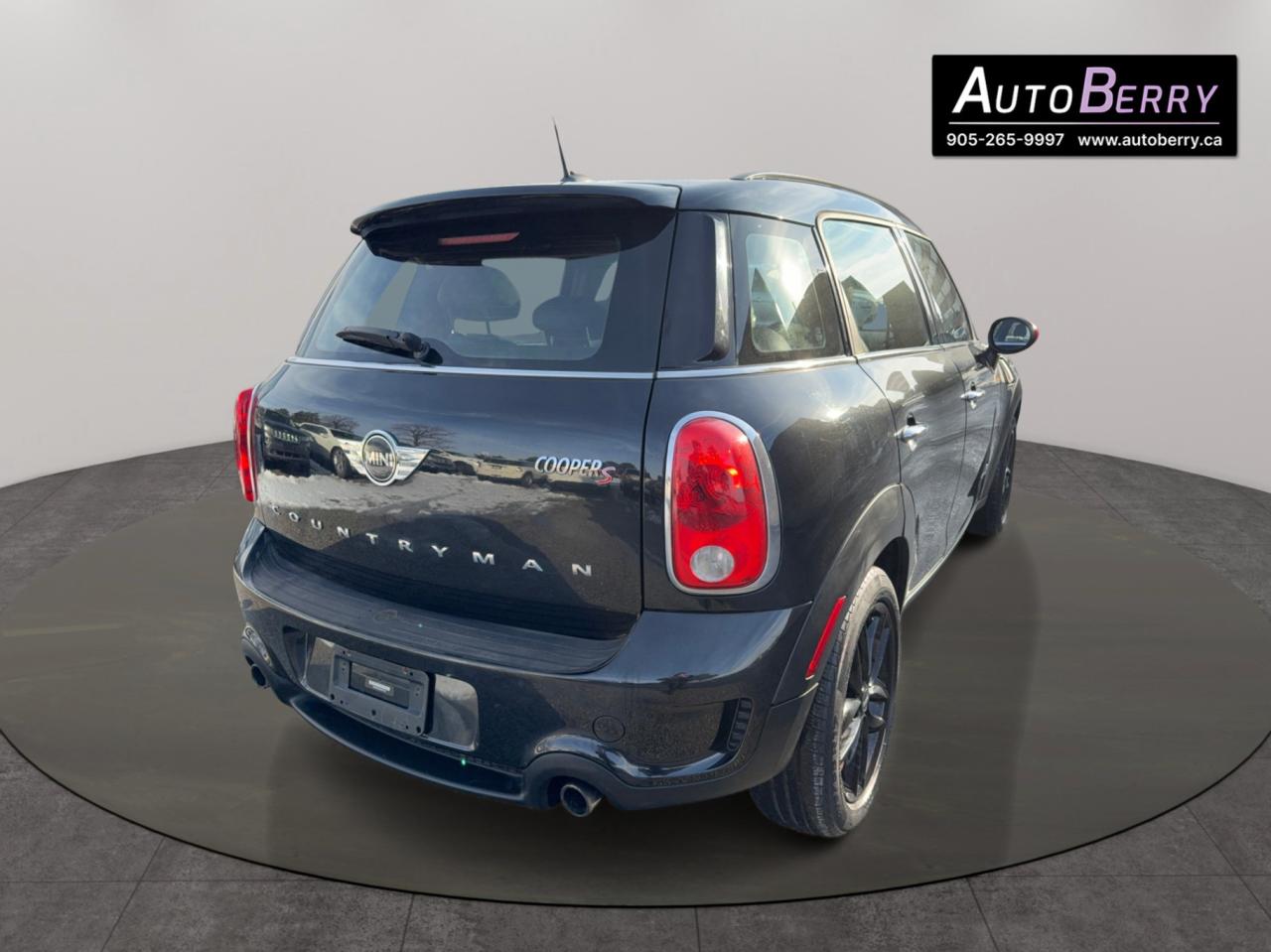 2014 MINI Cooper Countryman S Photo