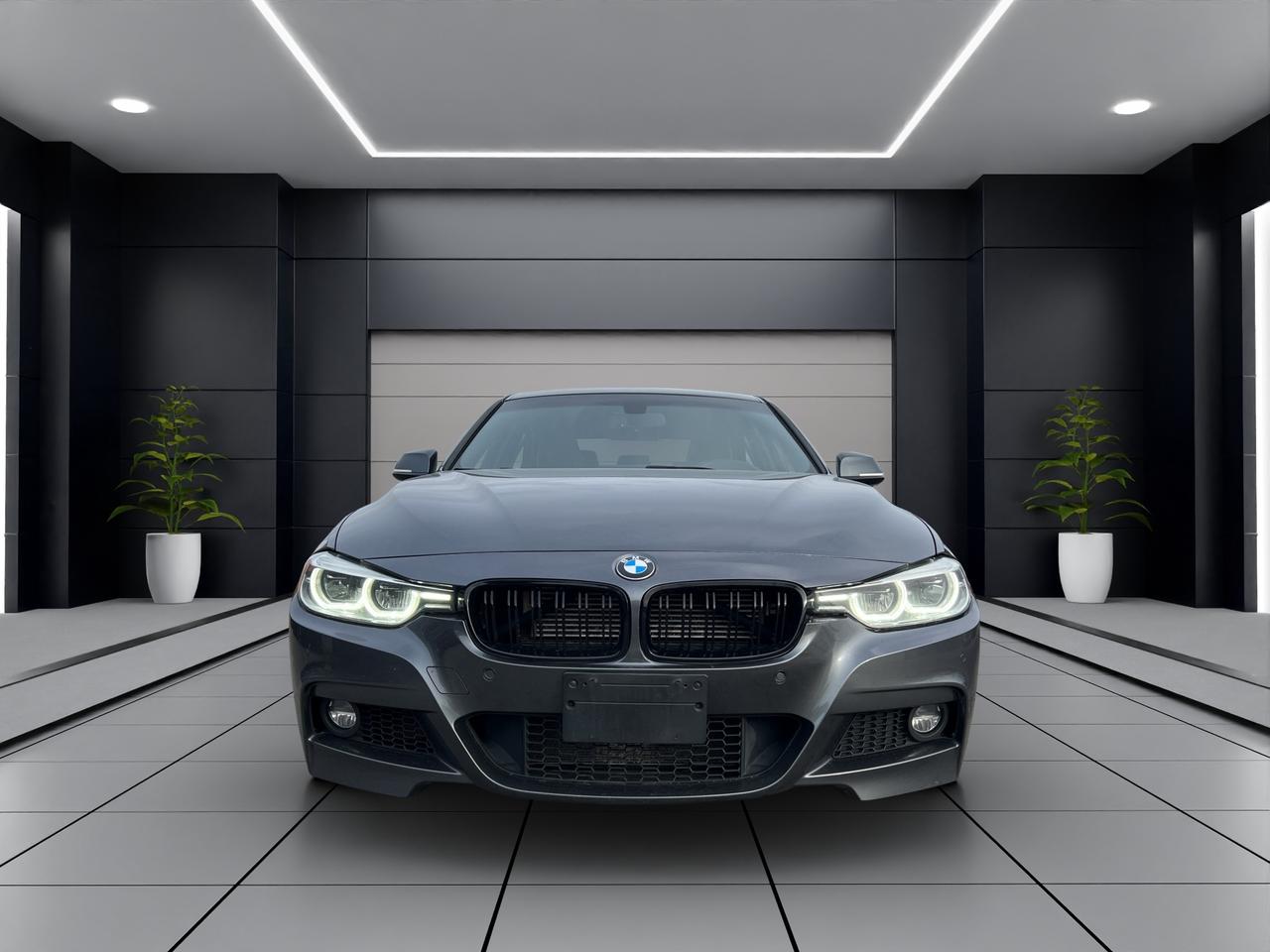 2016 BMW 3 Series 330e Plug-In Hybrid - M-Sport Pkg !! Photo