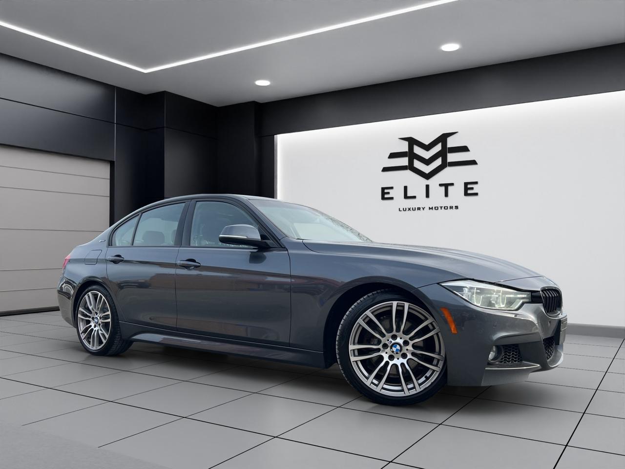 2016 BMW 3 Series 330e Plug-In Hybrid - M-Sport Pkg !! Photo