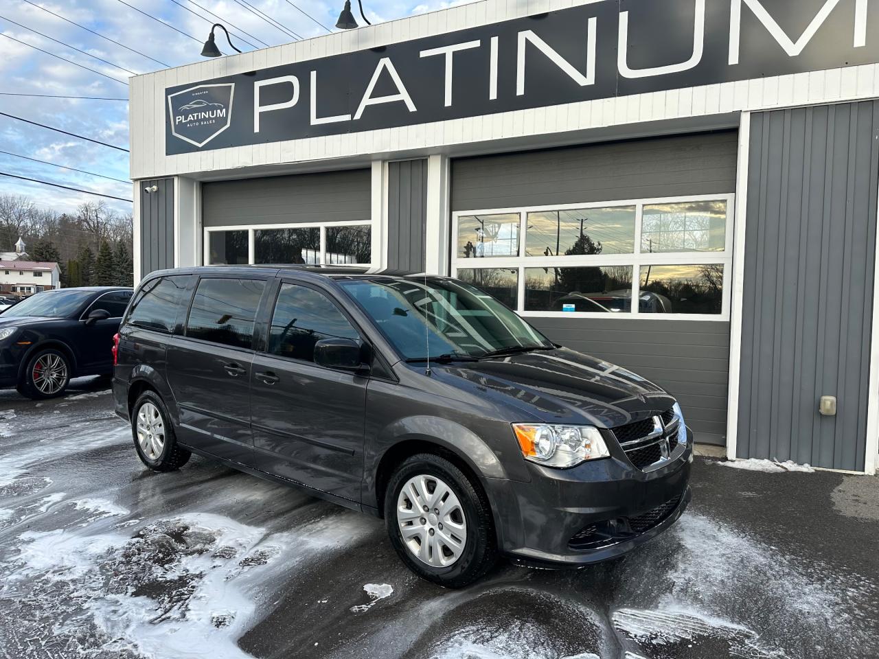 Used 2017 Dodge Grand Caravan CVP/SXT for sale in Kingston, ON
