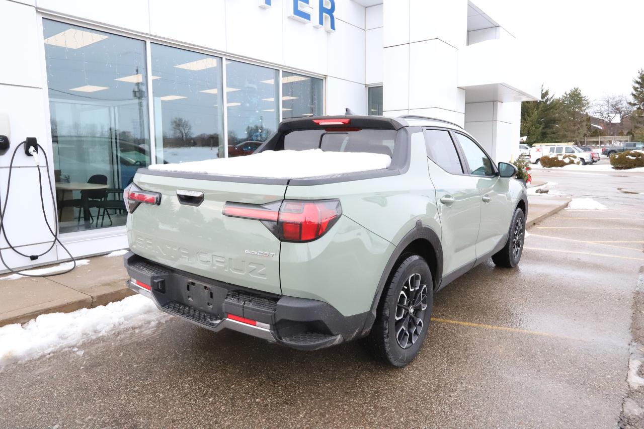 2022 Hyundai Santa Cruz Preferred AWD w/Trend Pkg Photo2