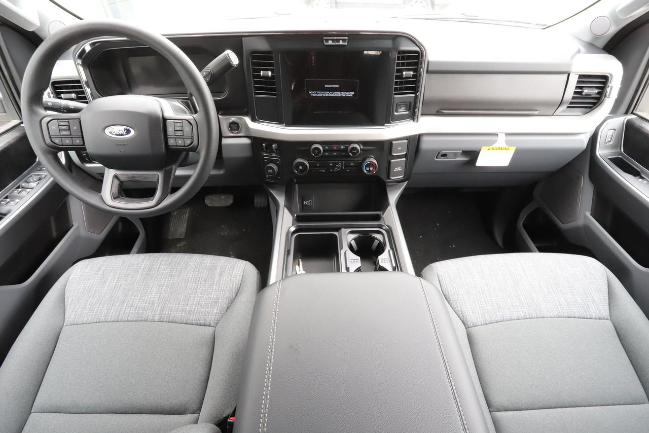 2026 Ford F-250 Super Duty SRW XLT 4WD CREW CAB 6.75' BOX Photo