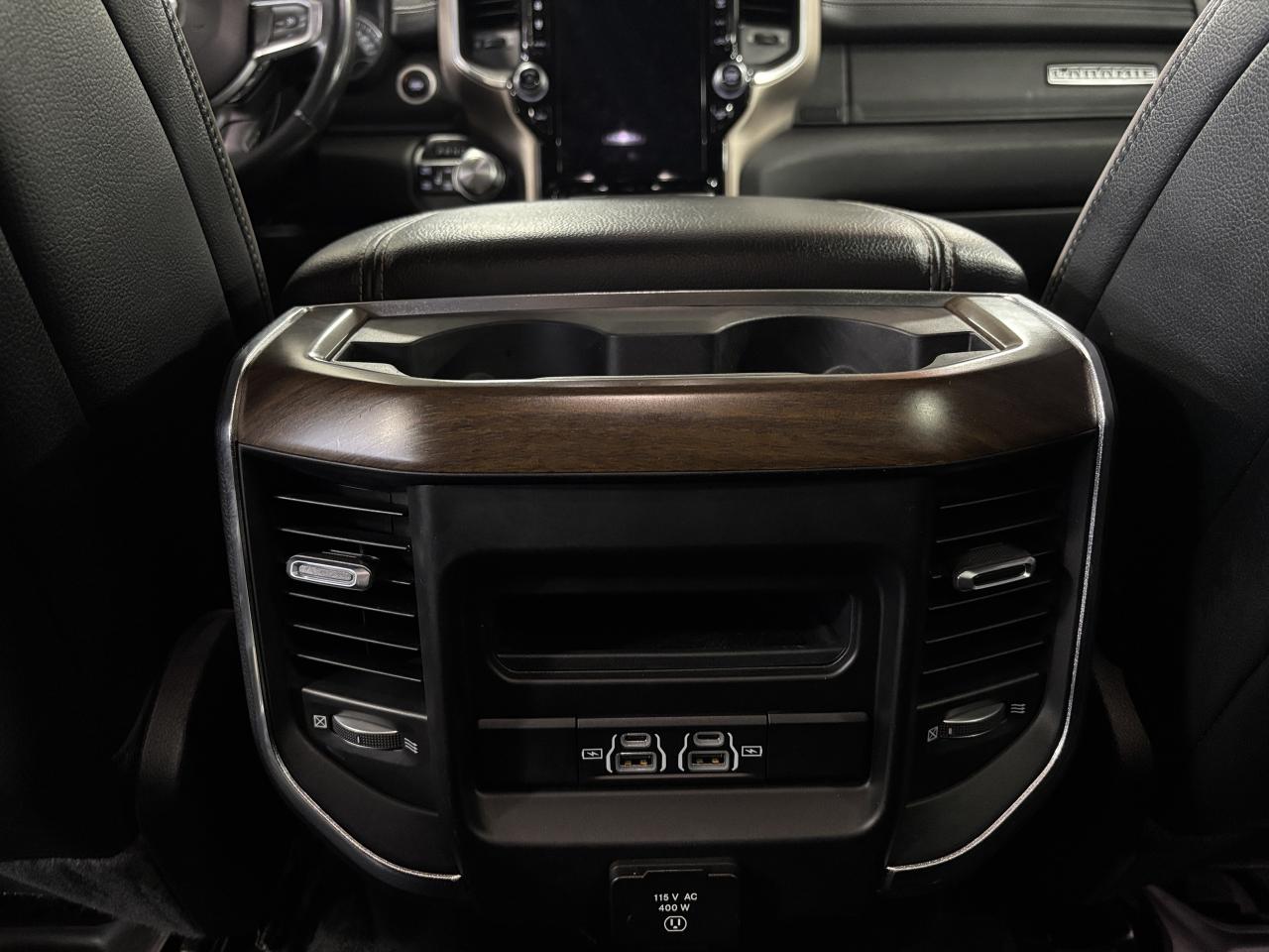 2022 RAM 1500 Laramie|V8HEMI|4WD|CREW|NAV|ALPINE|LEATHER|WOOD|++ Photo