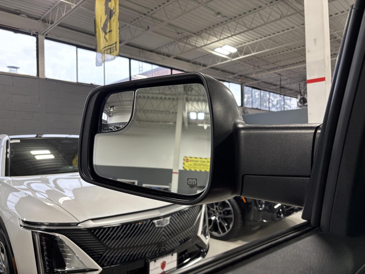 2022 RAM 1500 Laramie|V8HEMI|4WD|CREW|NAV|ALPINE|LEATHER|WOOD|++ Photo