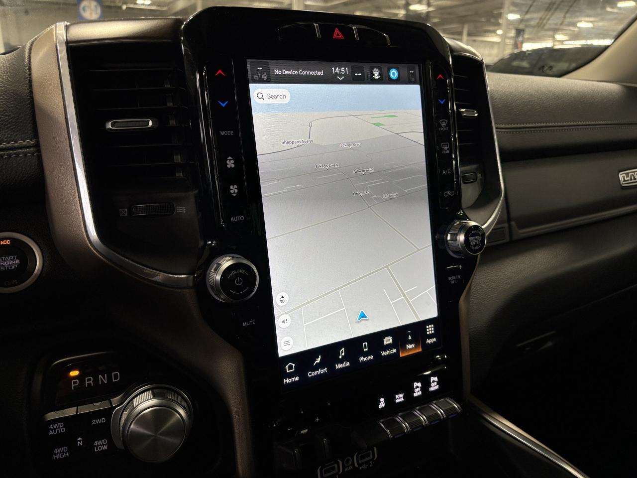 2022 RAM 1500 Laramie|V8HEMI|4WD|CREW|NAV|ALPINE|LEATHER|WOOD|++ Photo