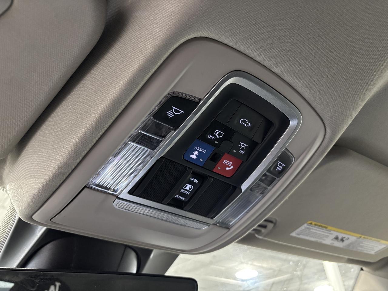 2022 RAM 1500 Laramie|V8HEMI|4WD|CREW|NAV|ALPINE|LEATHER|WOOD|++ Photo