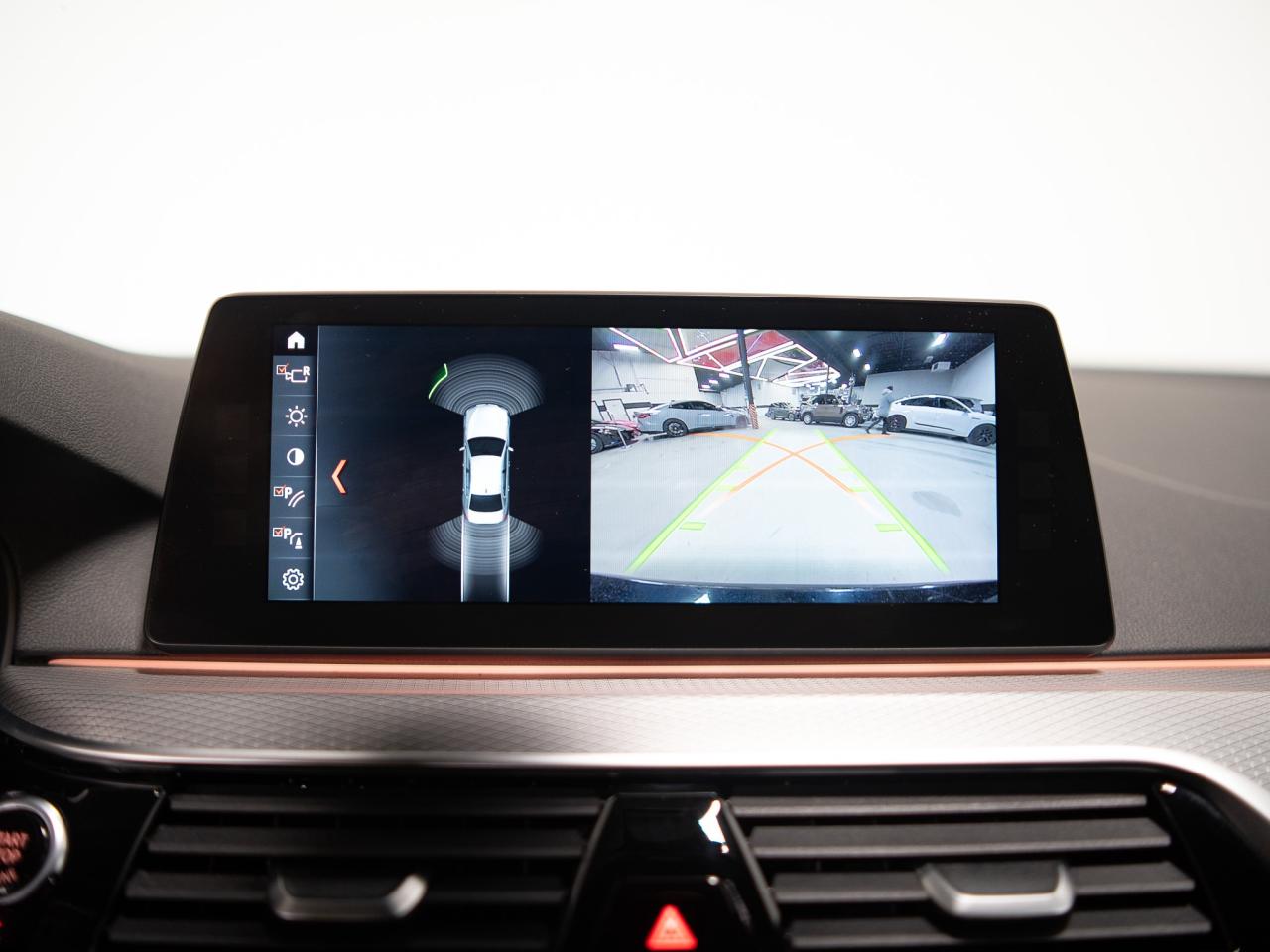 2017 BMW 5 Series 530i | M-SPORT | XDRIVE | PREMIUM PKG | 19 IN Photo