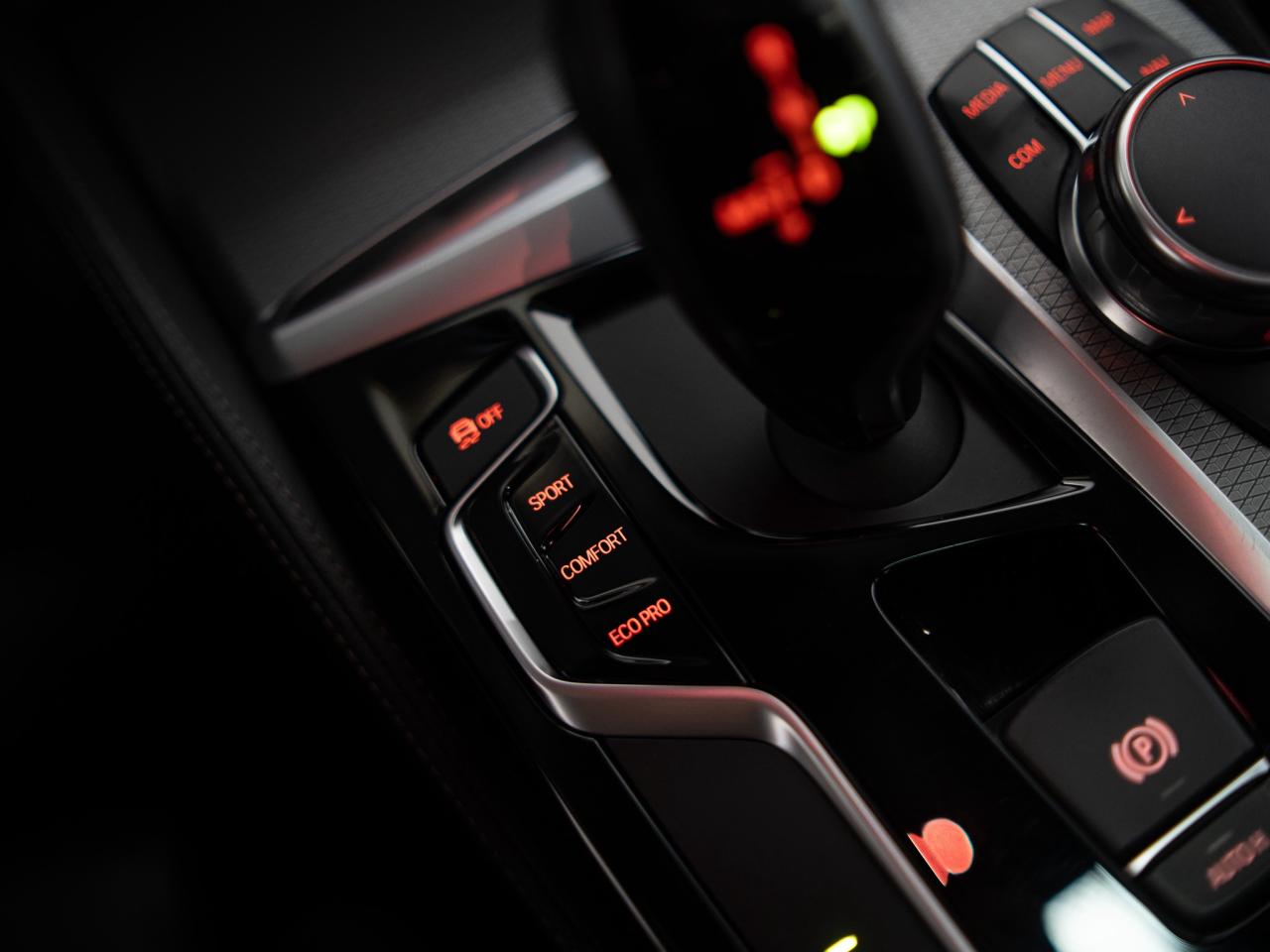 2017 BMW 5 Series 530i | M-SPORT | XDRIVE | PREMIUM PKG | 19 IN Photo