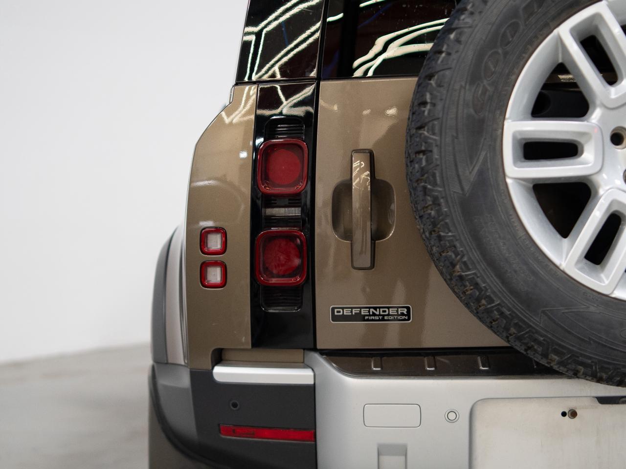 2020 Land Rover Defender 110 | FIRST EDITION | MERIDIAN | 19 IN Photo