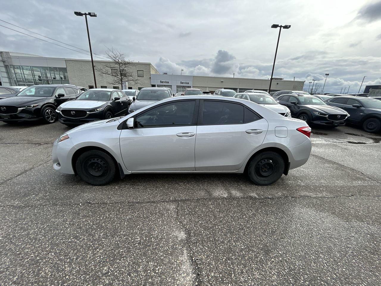 2018 Toyota Corolla 4-door Sedan CE CVTi-S Front-wheel drive|HTD Seats Photo