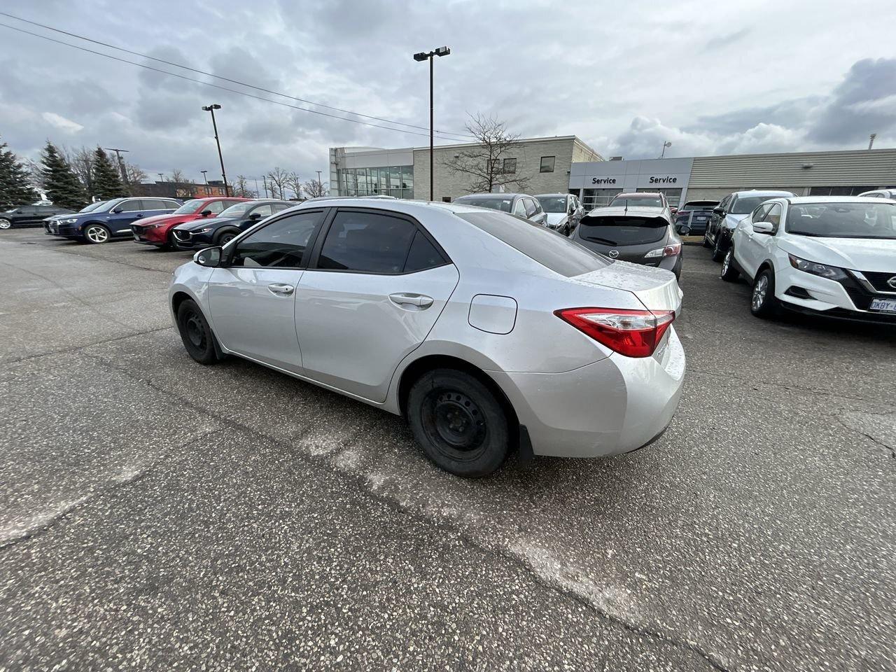 2018 Toyota Corolla 4-door Sedan CE CVTi-S Front-wheel drive|HTD Seats Photo