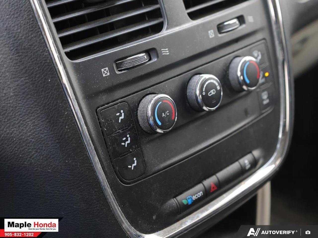 2013 Dodge Grand Caravan  Photo