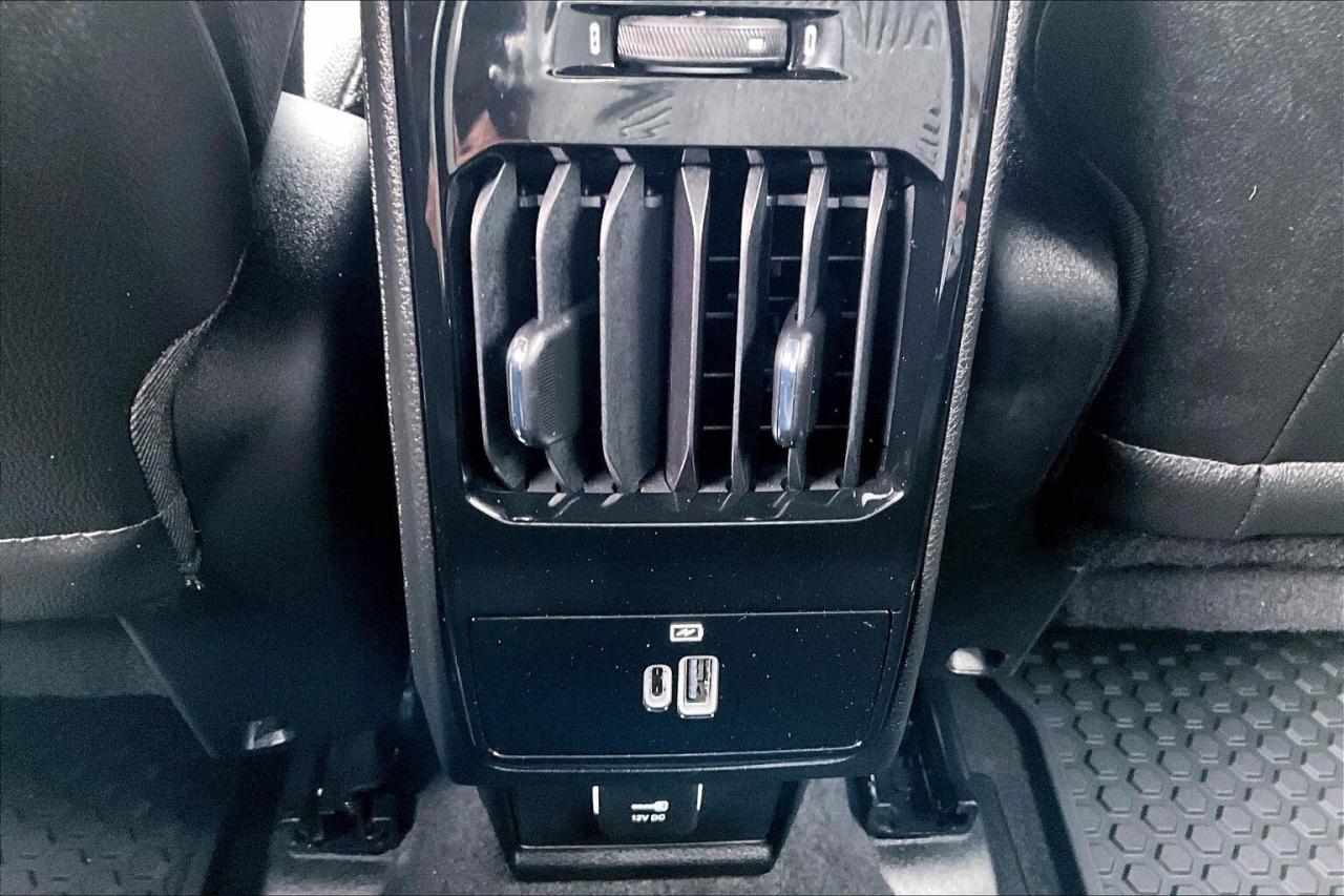 2024 Jeep Compass Limited | Heated Leather | Safety Tech | 4X4 Photo