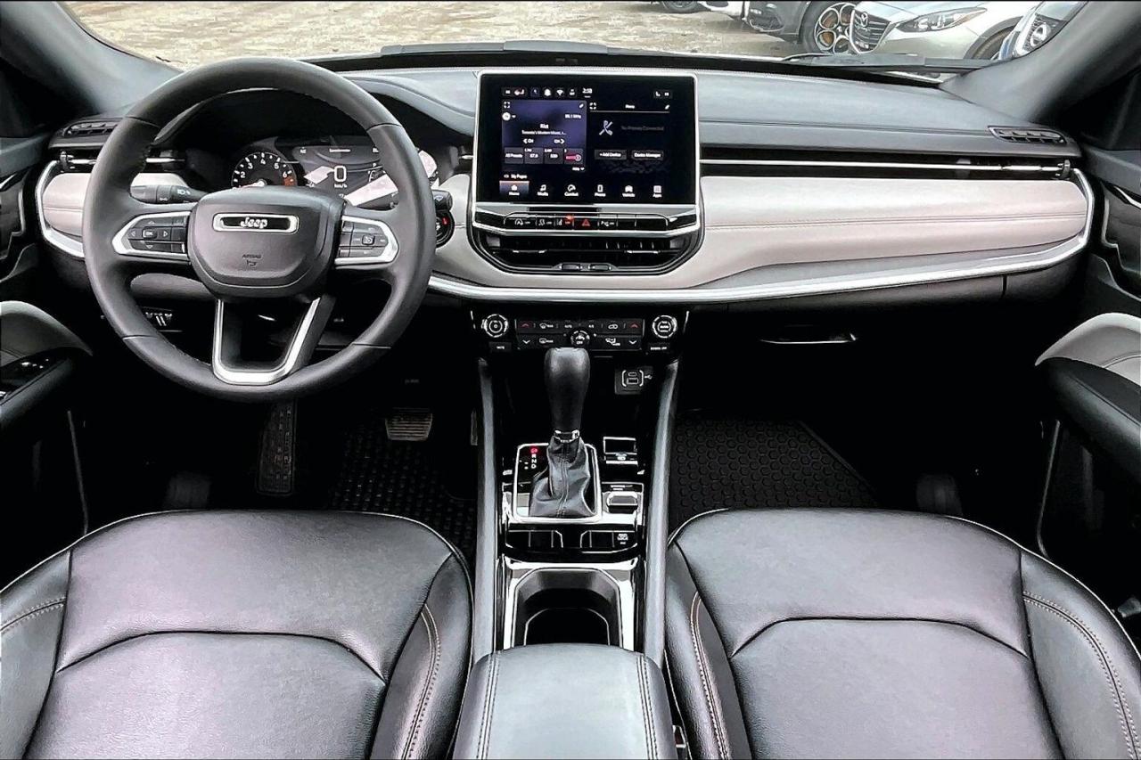 2024 Jeep Compass Limited | Heated Leather | Safety Tech | 4X4 Photo