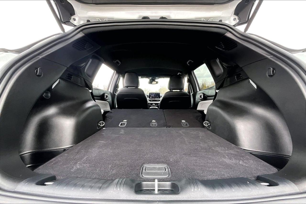 2024 Jeep Compass Limited | Heated Leather | Safety Tech | 4X4 Photo