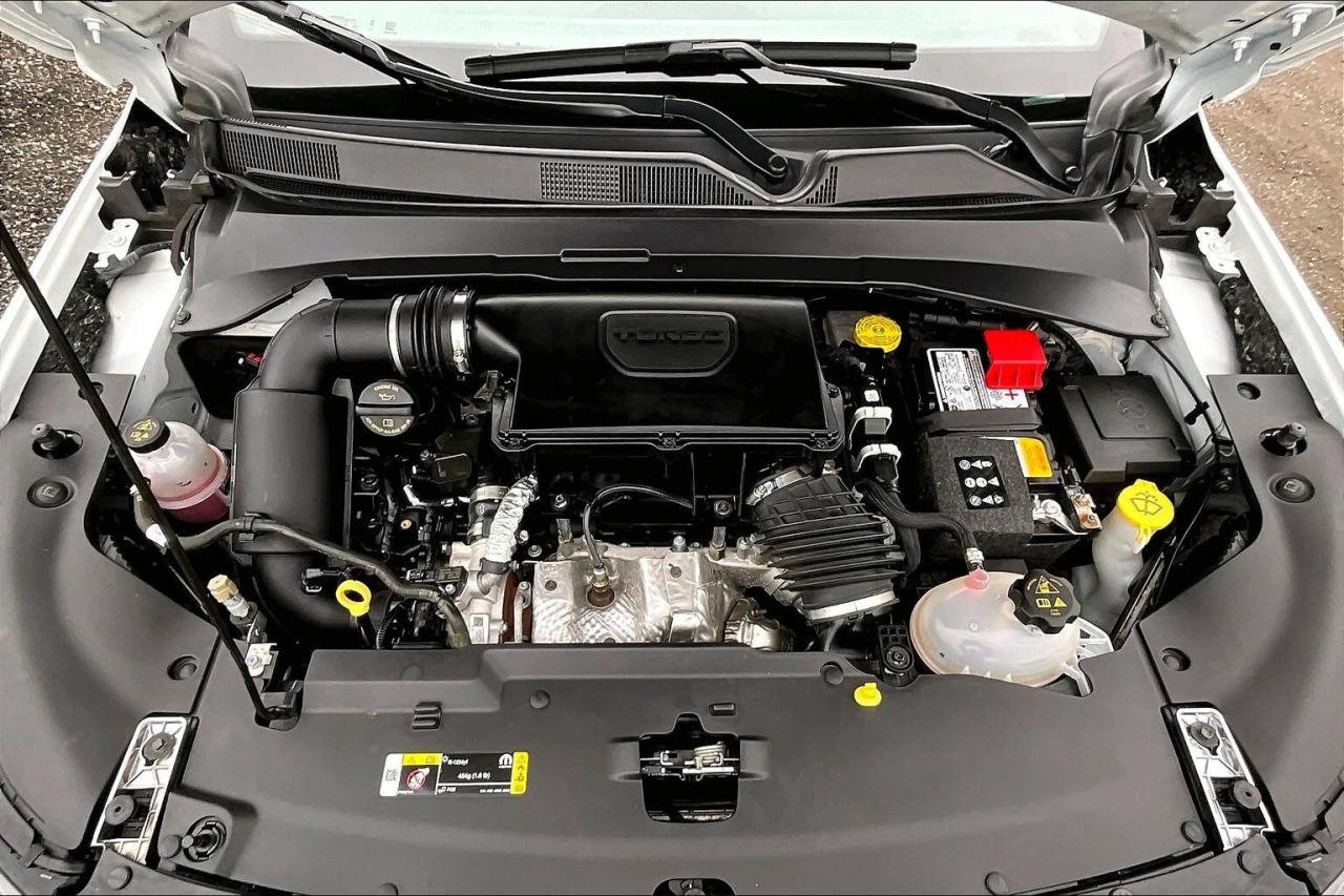 2024 Jeep Compass Limited | Heated Leather | Safety Tech | 4X4 Photo