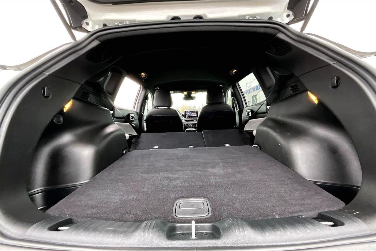 2024 Jeep Compass Limited | Heated Leather | Safety Tech | 4X4 Photo