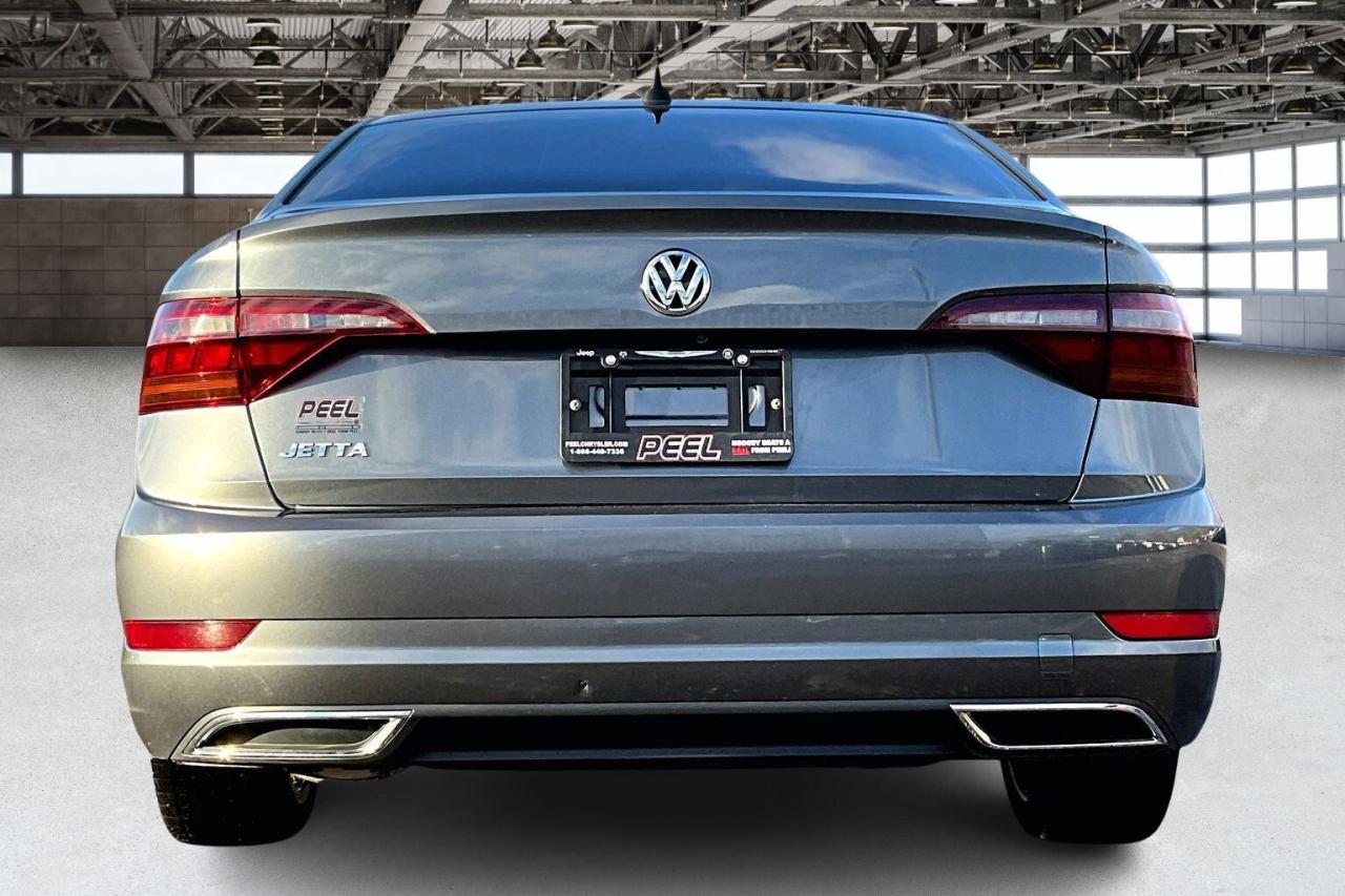 2019 Volkswagen Jetta Highline R Line 6Spd Manual | FWD Photo3