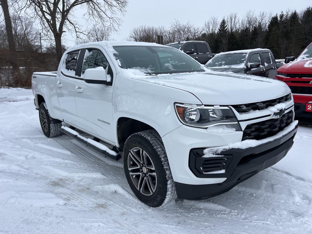 2021 Chevrolet Colorado WORK TRUCK, 4X4, CLEAN CARFAX, ONLY 36 000 KMS! - Photo #4