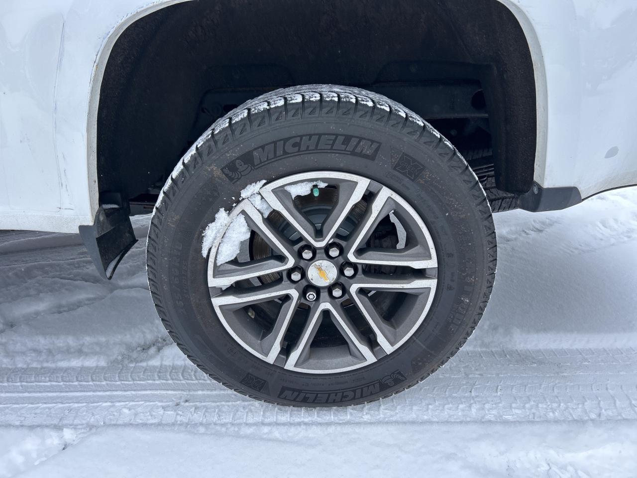 2021 Chevrolet Colorado WORK TRUCK, 4X4, CLEAN CARFAX, ONLY 36 000 KMS! - Photo #9