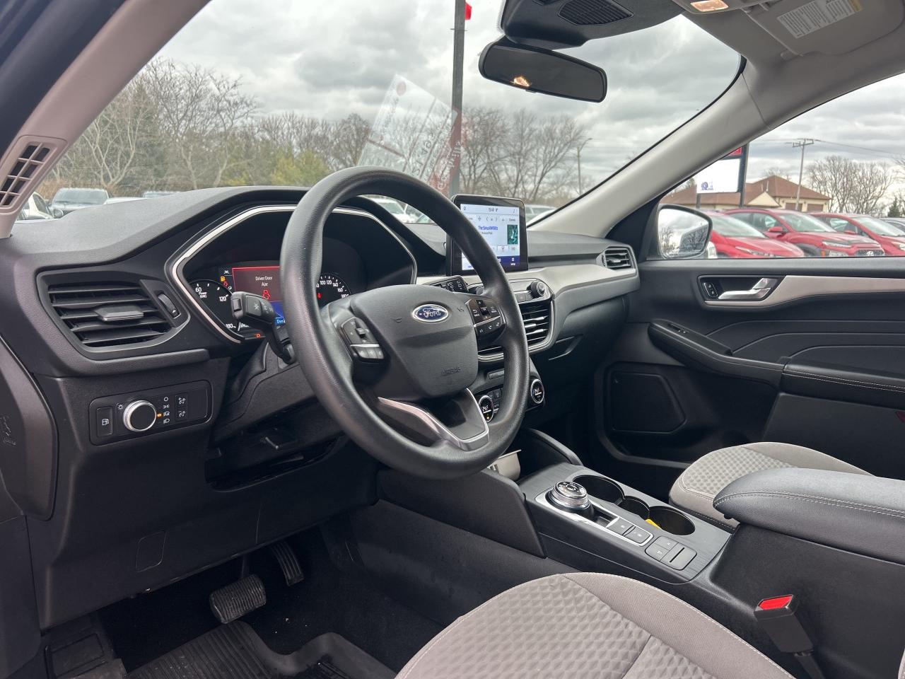 2021 Ford Escape SE PLUG IN HYBRID, CLEAN CARFAX, FACTORY WARRANTY! - Photo #12