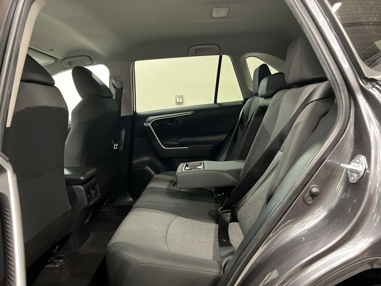 2023 Toyota RAV4 AWD | CARPLAY | HTD SEATS | ADAPT. CRUISE | A/C Photo