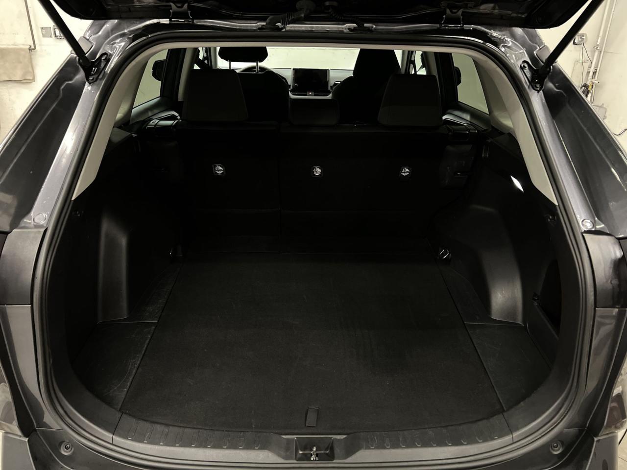 2023 Toyota RAV4 AWD | CARPLAY | HTD SEATS | ADAPT. CRUISE | A/C Photo