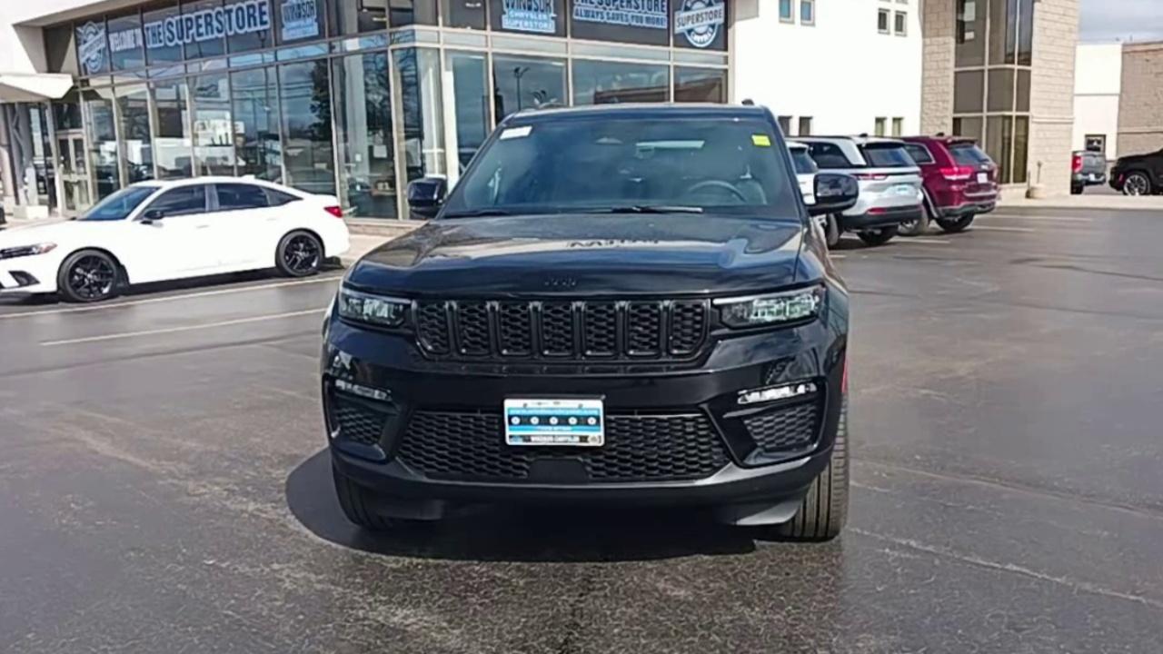 2025 Jeep Grand Cherokee LIMITED 4X4 Photo2