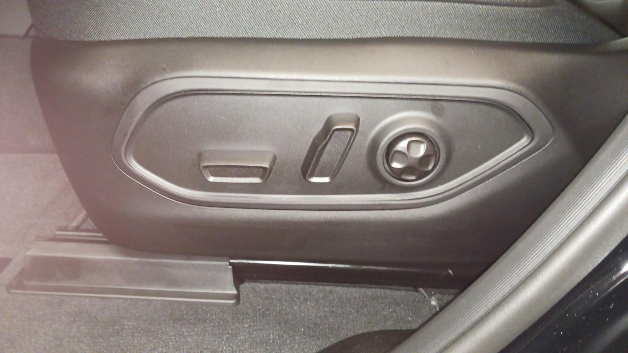 2025 Jeep Grand Cherokee LIMITED 4X4 Photo