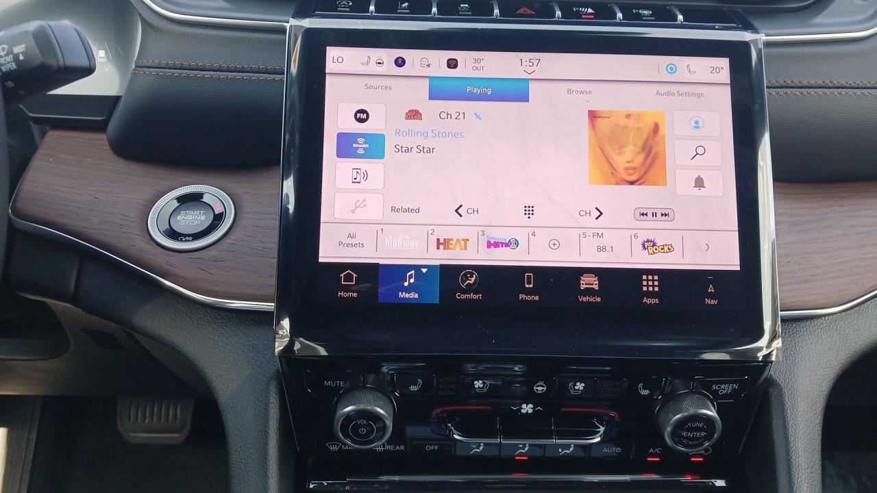 2025 Jeep Grand Cherokee Summit 4x4 Photo