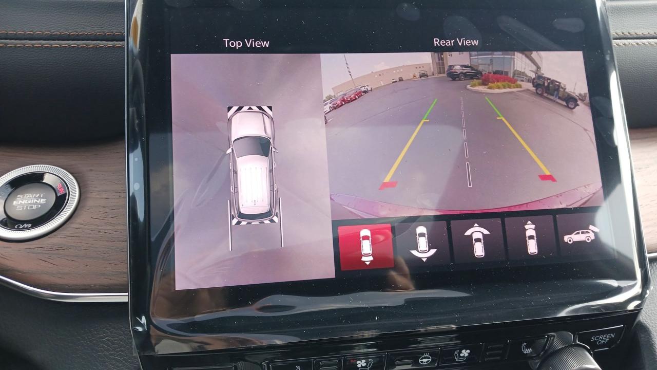 2025 Jeep Grand Cherokee Summit 4x4 Photo