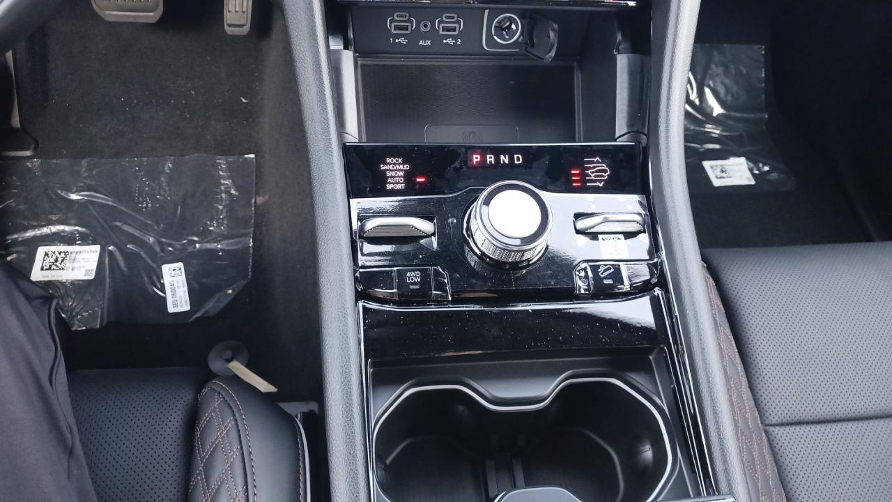 2025 Jeep Grand Cherokee Summit 4x4 Photo