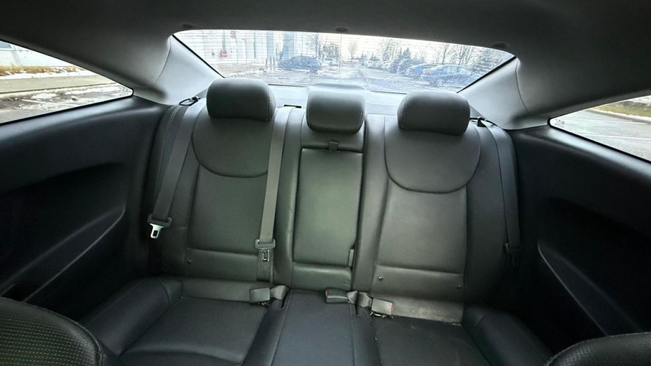 2013 Hyundai Elantra Coupe 2dr Coupe Automatic SE *Ltd Avail* Photo