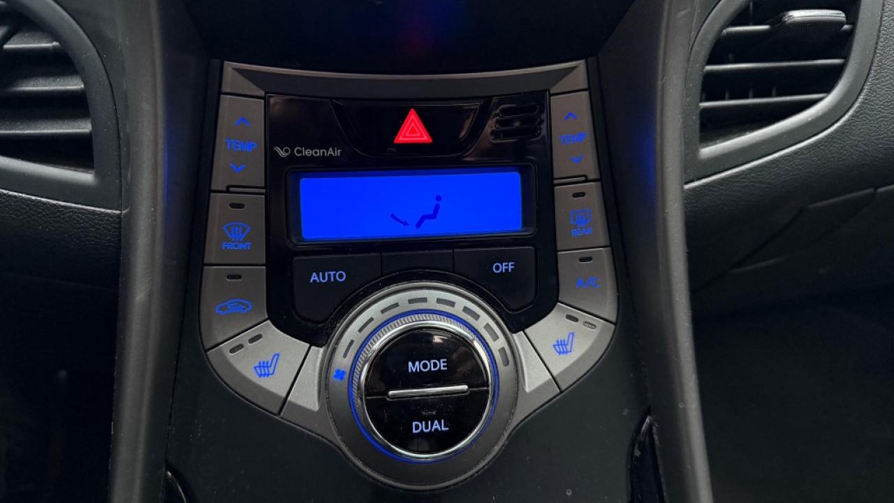 2013 Hyundai Elantra Coupe 2dr Coupe Automatic SE *Ltd Avail* Photo