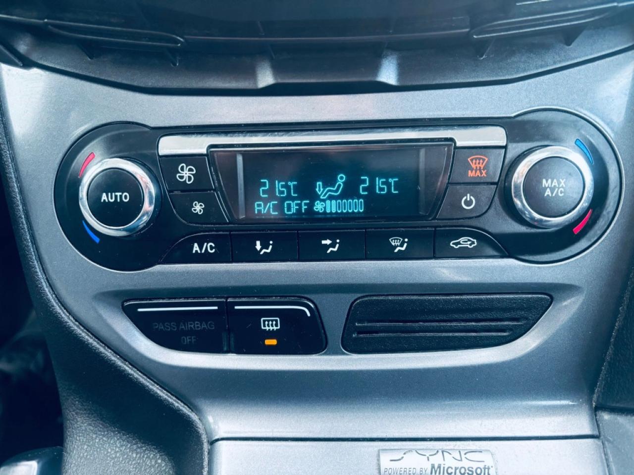 2012 Ford Focus Titanium 4dr Sedan Automatic Photo