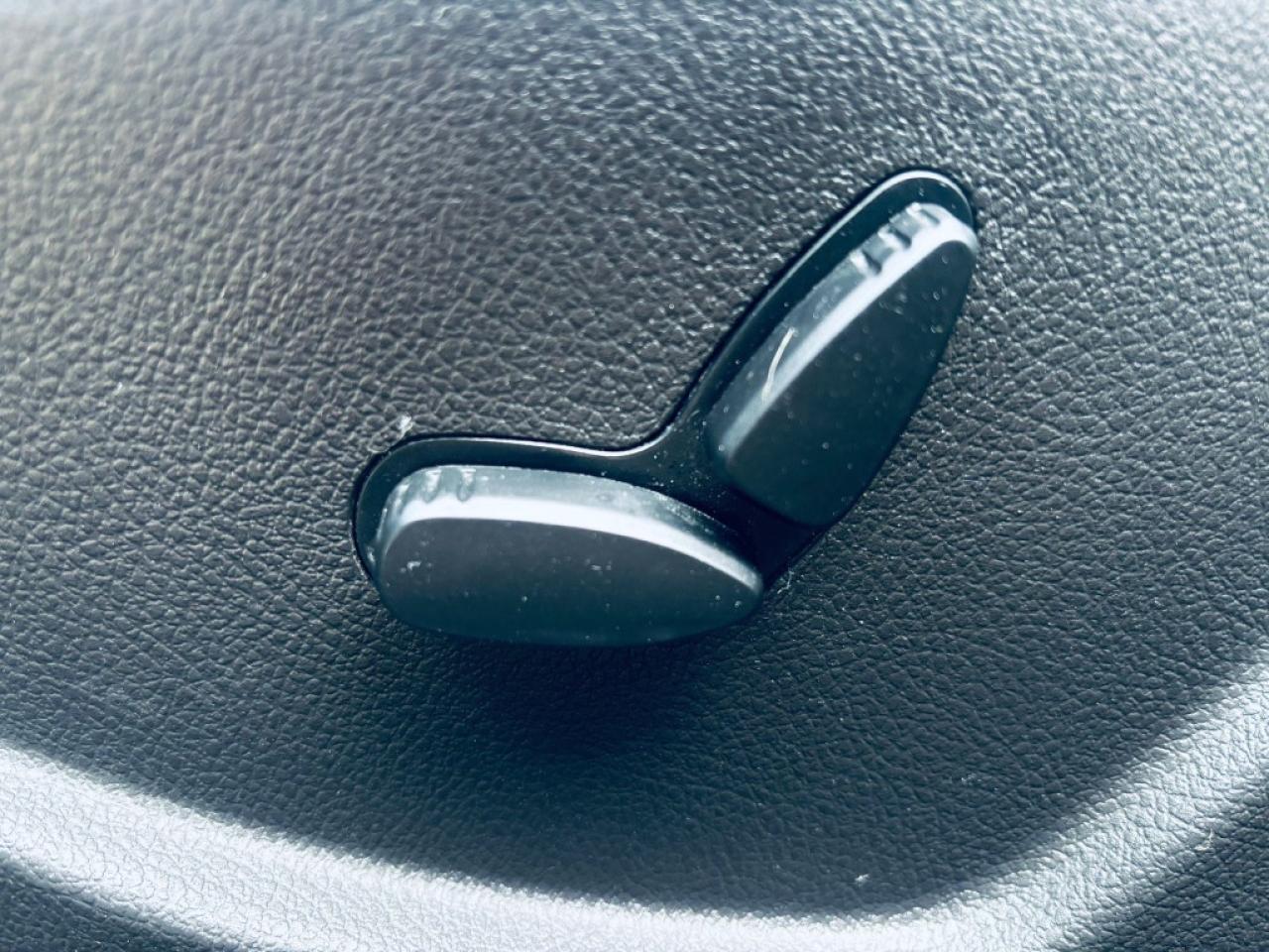 2012 Ford Focus Titanium 4dr Sedan Automatic Photo