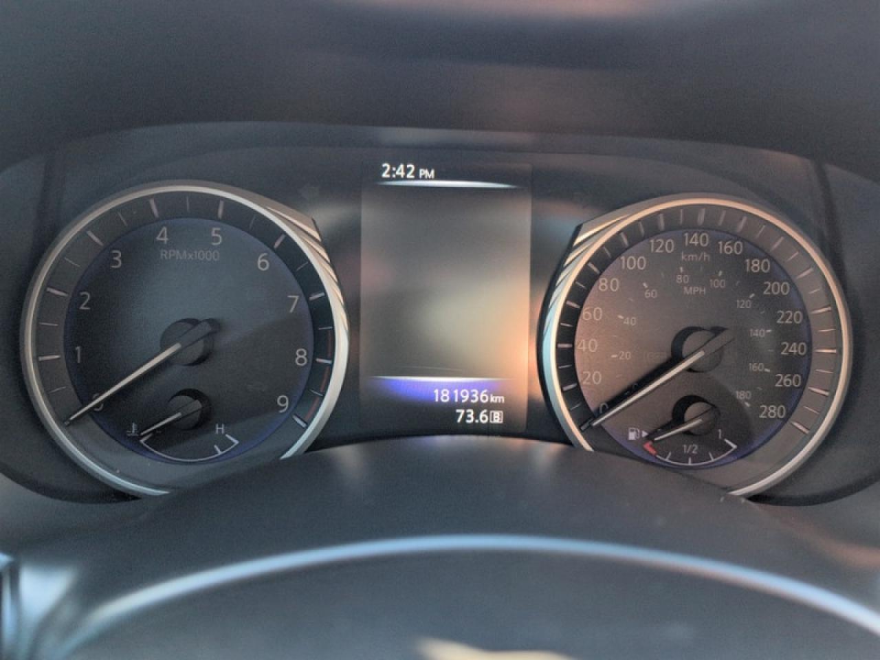 2015 Infiniti Q50 V6 AWD Photo