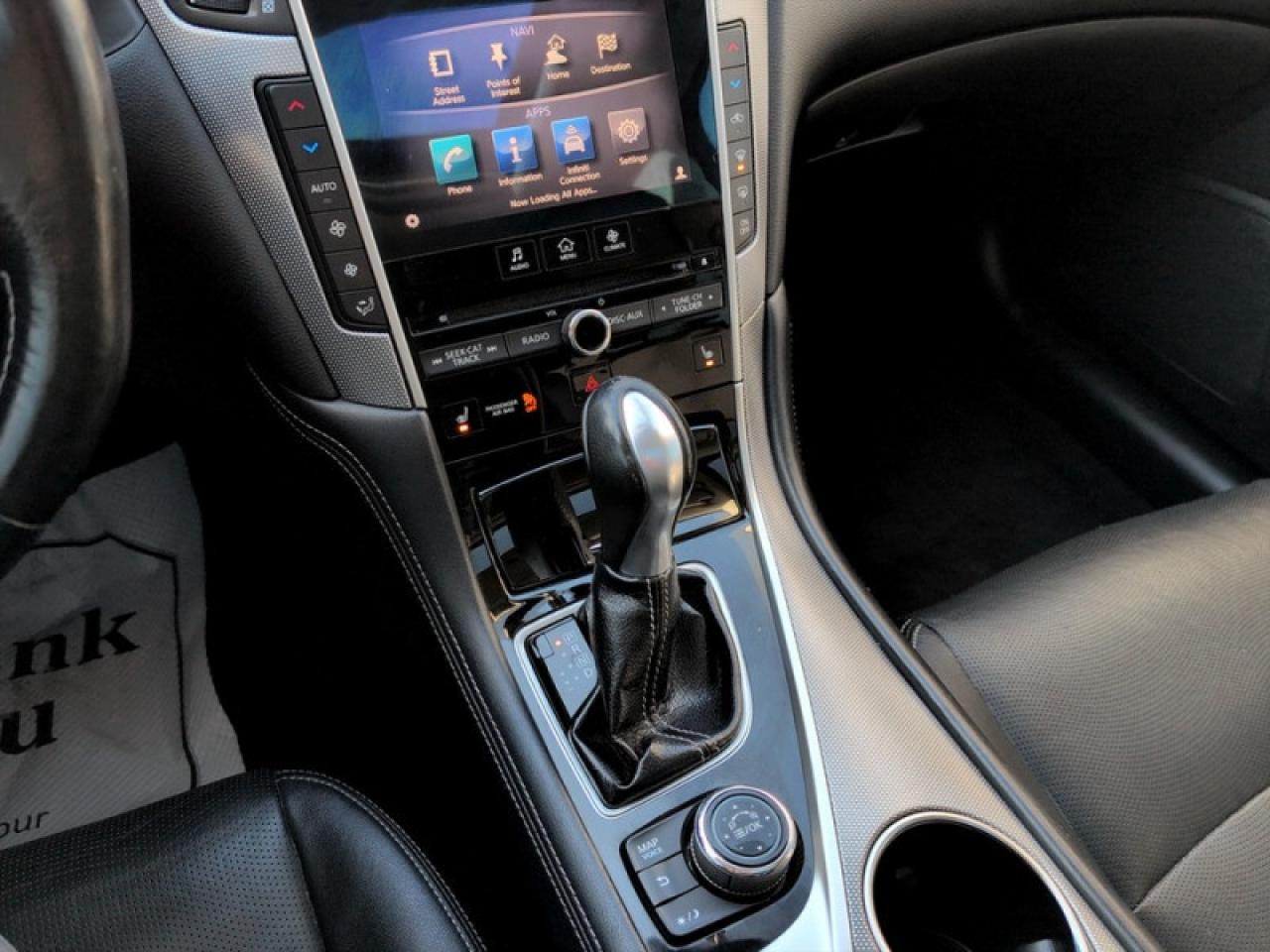 2015 Infiniti Q50 V6 AWD Photo