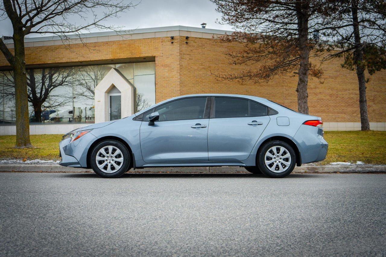 2020 Toyota Corolla LE Photo4