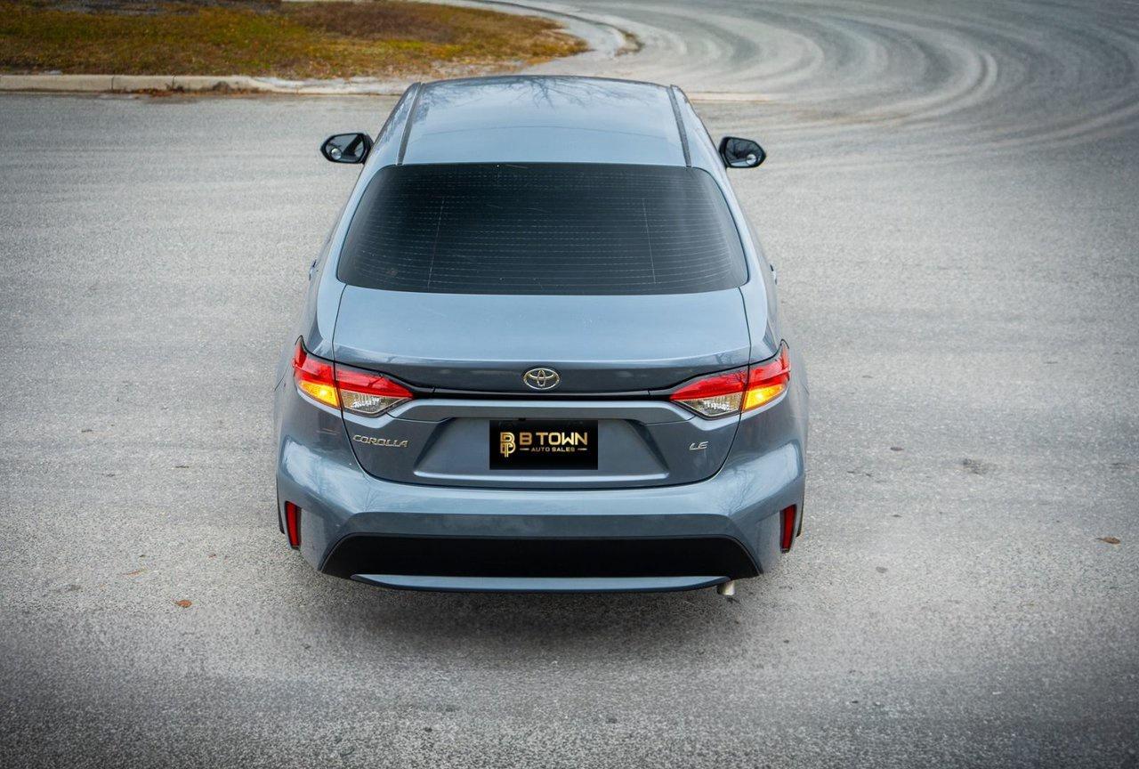 2020 Toyota Corolla LE Photo