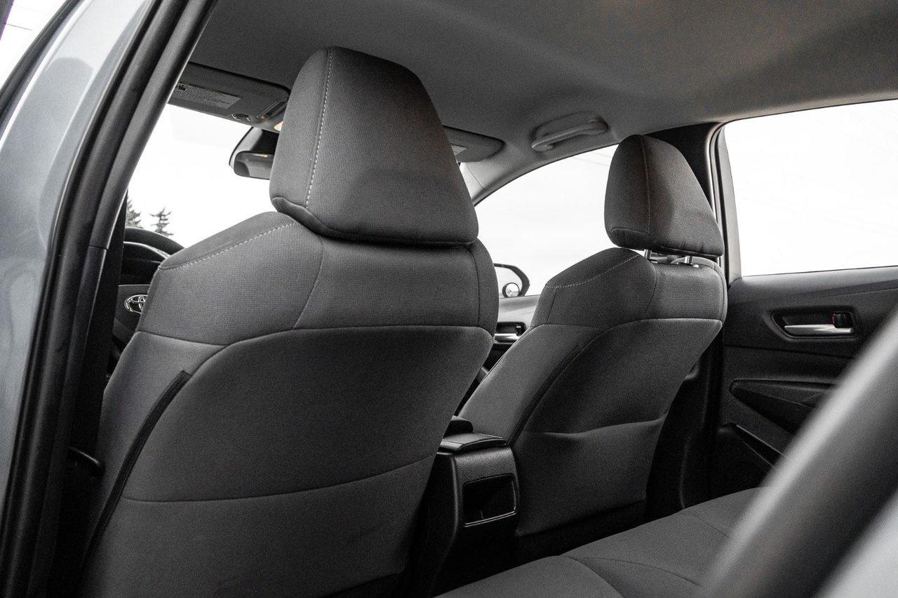 2020 Toyota Corolla LE Photo