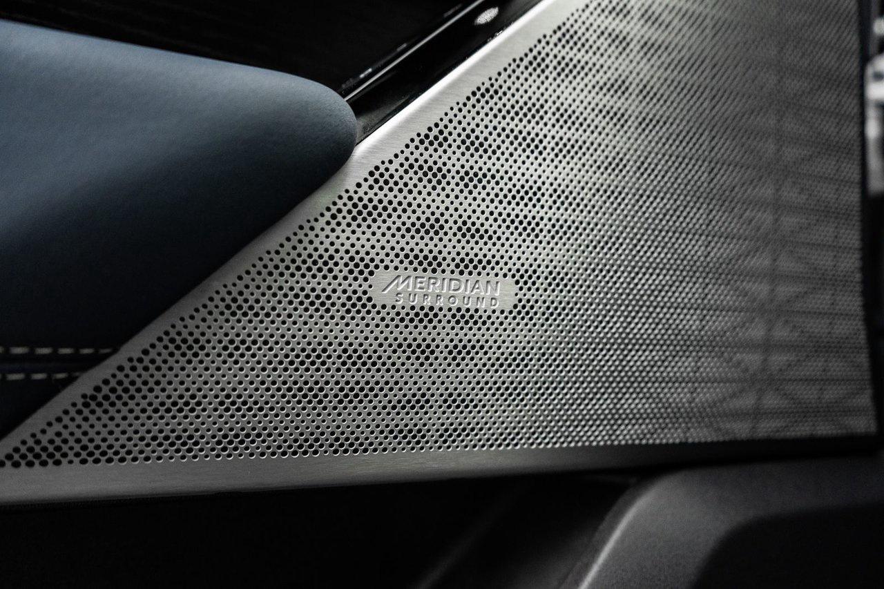 2023 Land Rover Range Rover Velar S Photo