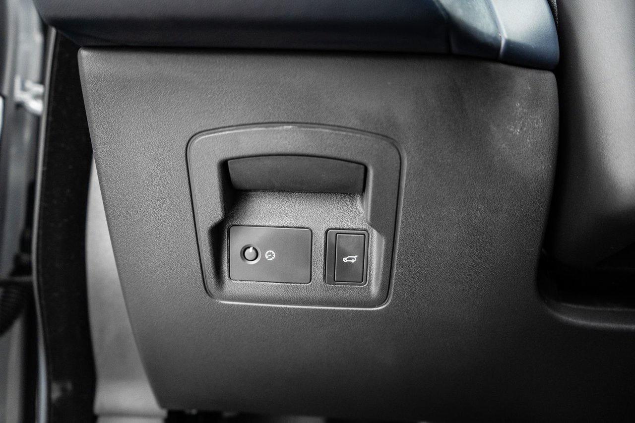 2023 Land Rover Range Rover Velar S Photo