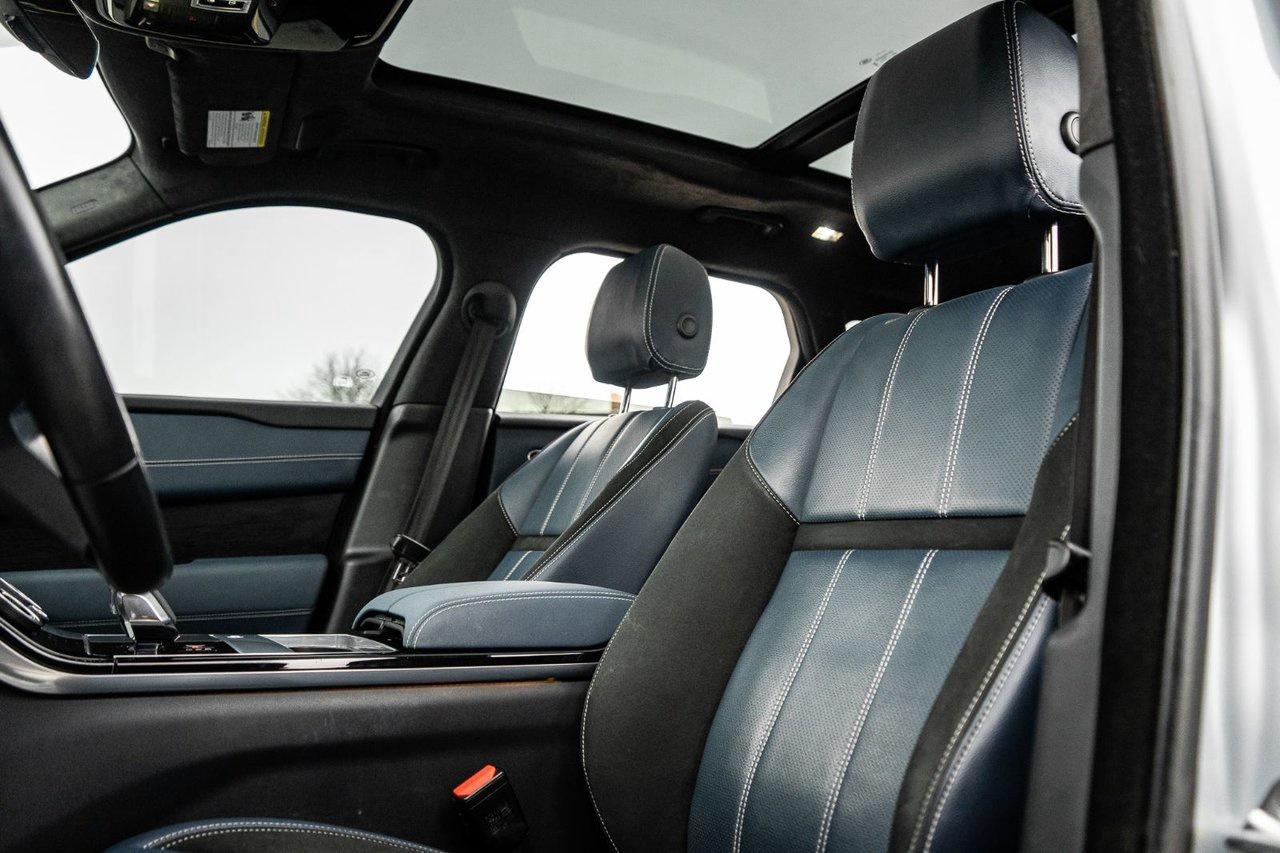 2023 Land Rover Range Rover Velar S Photo