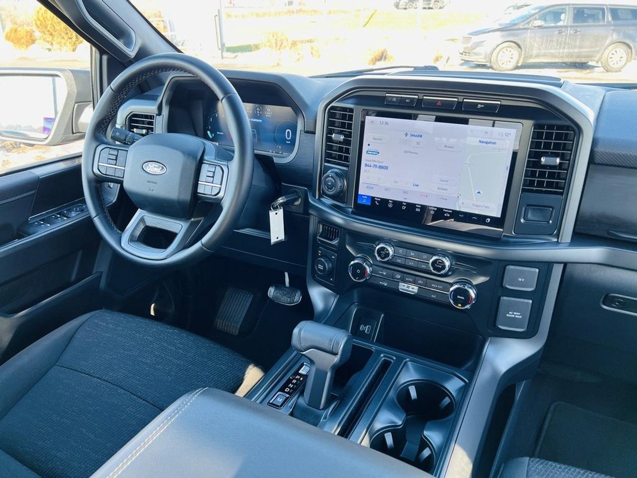 2024 Ford F-150 XLT Photo