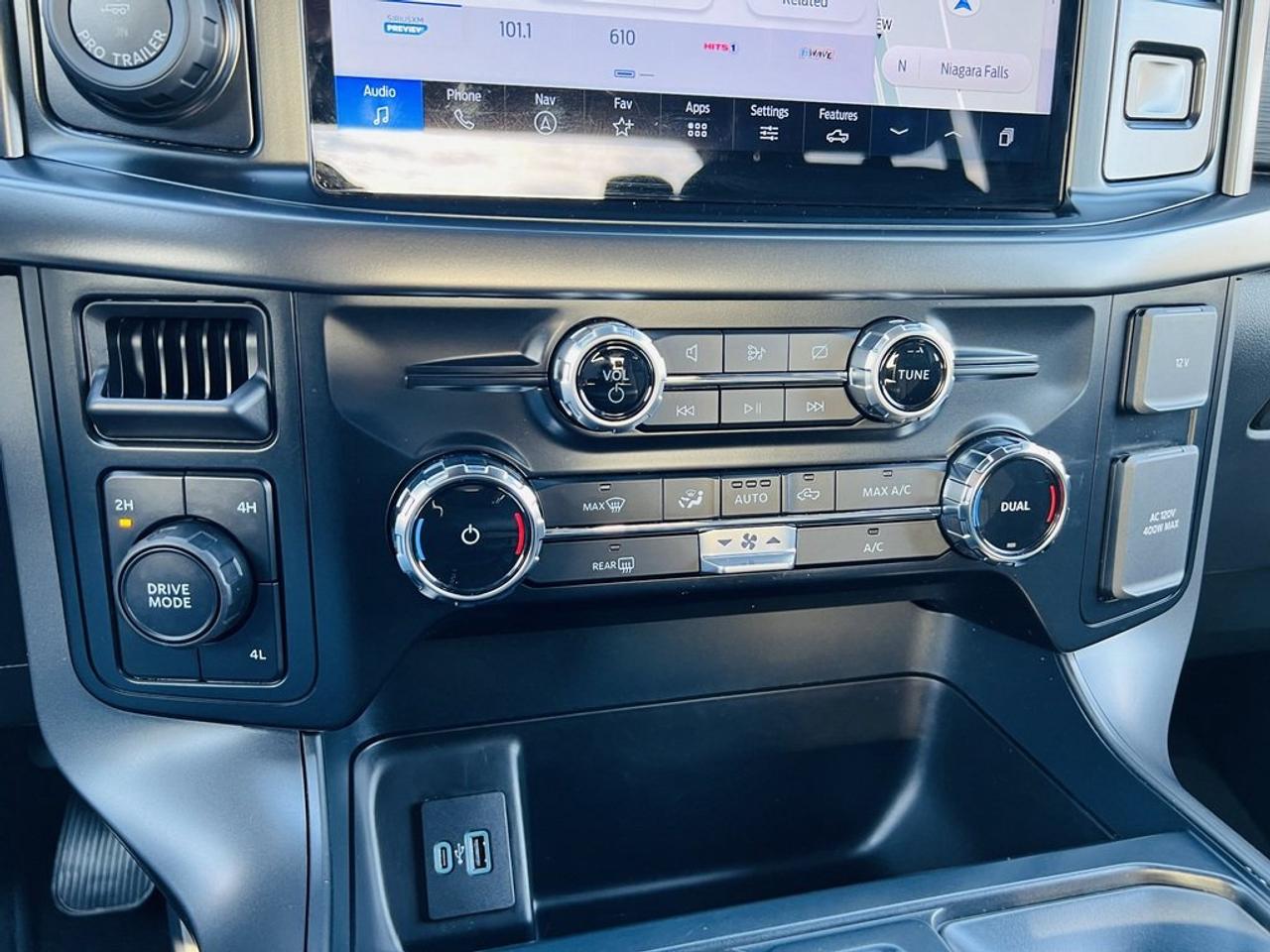 2024 Ford F-150 XLT Photo