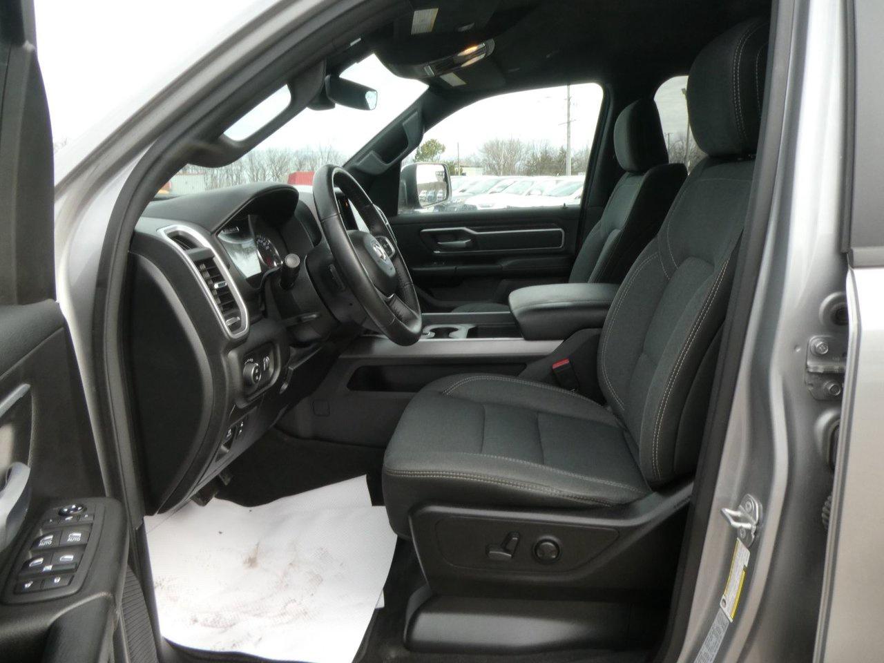 2022 RAM 1500 BIG HORN/LONE STAR Big Horn Photo