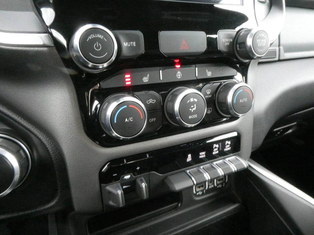 2022 RAM 1500 BIG HORN/LONE STAR Big Horn Photo